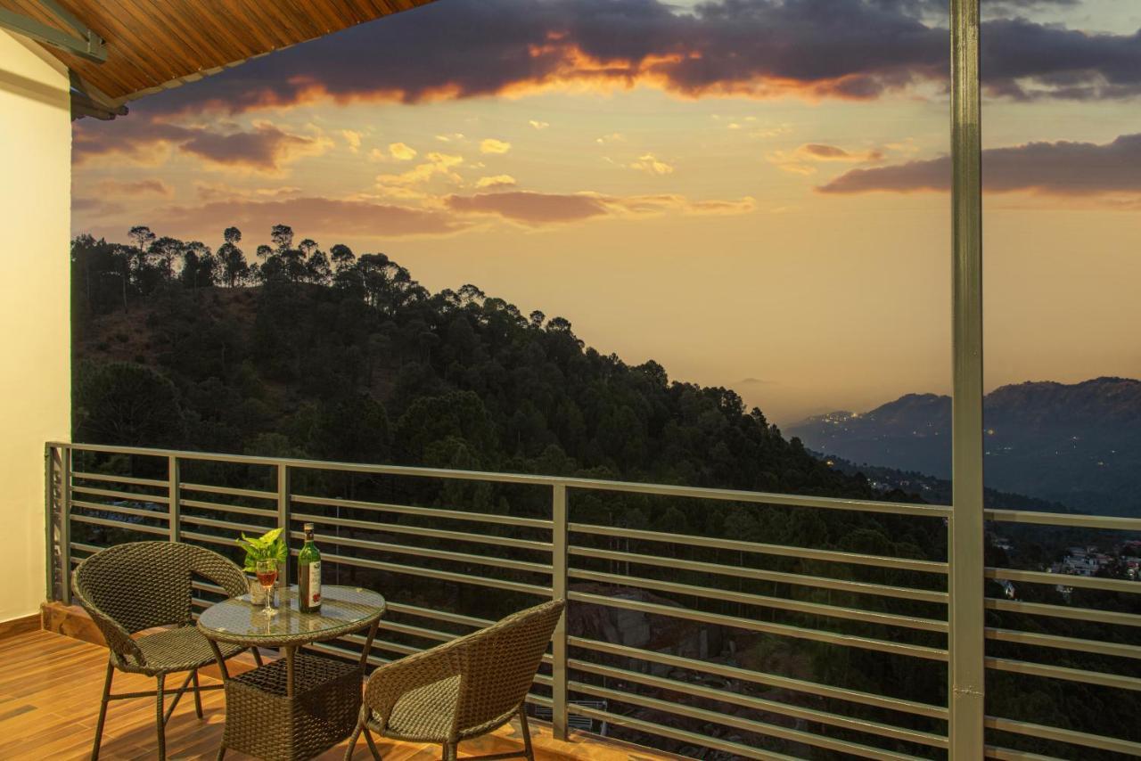 Ferienwohnung Hillcrest Uphills Kasauli Exterior foto
